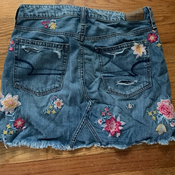 Printed jean skirt - Picture 2 of 3